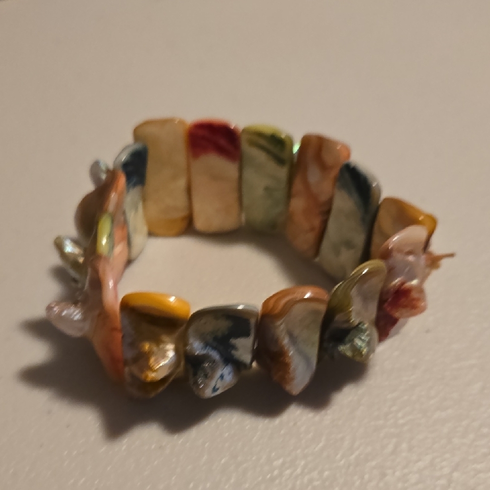 Shell & Bead Bracelet Collection - Picture 5 of 6